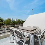 Fausto Sunrise Apartman *